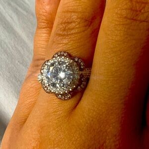 NWT Sterling Silver Vanna K for Bella Luce CZ halo ring